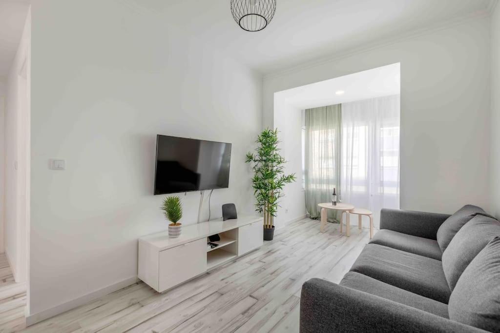 Lovely 3-Bedroom Condo W/ Free Parking On Premises Queluz Εξωτερικό φωτογραφία